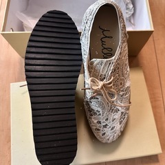 新品の靴の画像