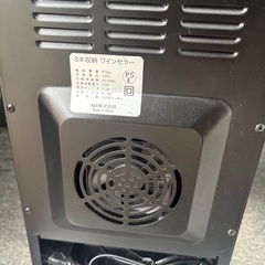 ワインセラー8本収納の画像