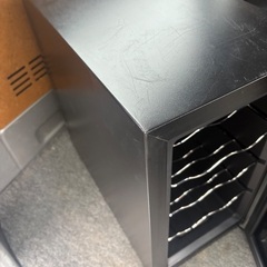 ワインセラー8本収納の画像