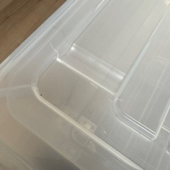 ニトリ　コロ付衣装ケース　2個の画像