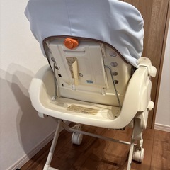 Combi コンビ ハイローチェアの画像