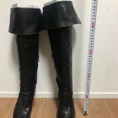 ダイアナのニーハイブーツ 23cmの画像