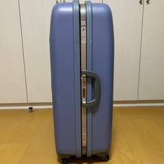 プーさん　poohさん　スーツケースの画像