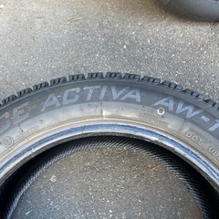 スタッドレスタイヤ 205/55R16の画像