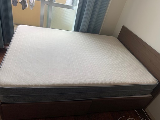 ベットとマットレスセット