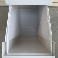 ☆ゴミ箱　ペールボックス　キャスター付きの画像