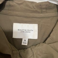 beauty & youth ロングコートの画像