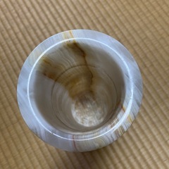 筒状の置物の画像