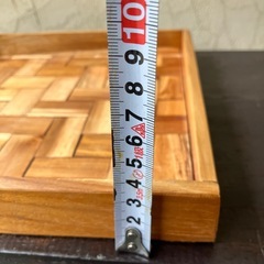 ナチュラルな木目調のトレー(正方形)の画像