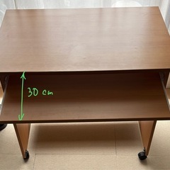 ニトリ　勉強机の画像