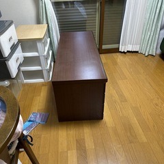 テレビボードの画像