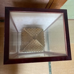 ケース入り　三重の塔の画像