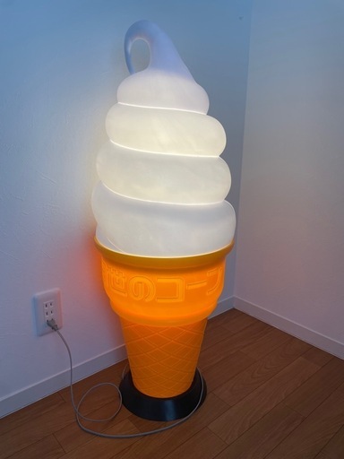 日世のコーン　アイスクリーム　ライト