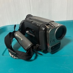 SONY ビデオカメラ　CCD-TRV615の画像