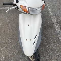 ライブDIO AF34 パールホワイト　不動車　原付　バイクの画像
