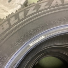 無料タイヤ　195/65R15【2619】の画像