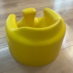 バンボ　黄色　ベビーチェアの画像