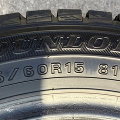 10.中古スタッドレス4本　ダンロップ　WINTER MAXX 2016年製　175/60R15の画像
