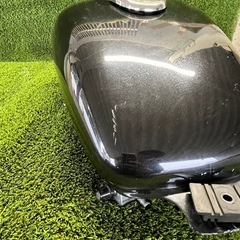 シャドウ400 ガソリンタンクの画像
