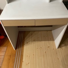 デスク　机の画像