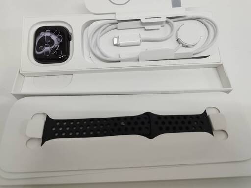 Apple Watch Series 10/GPS/46mm/A2999/ジェットブラック〈MWWQ3J/A〉