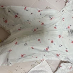 H＆Mのロンパース
の画像