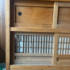 古い水屋箪笥の画像