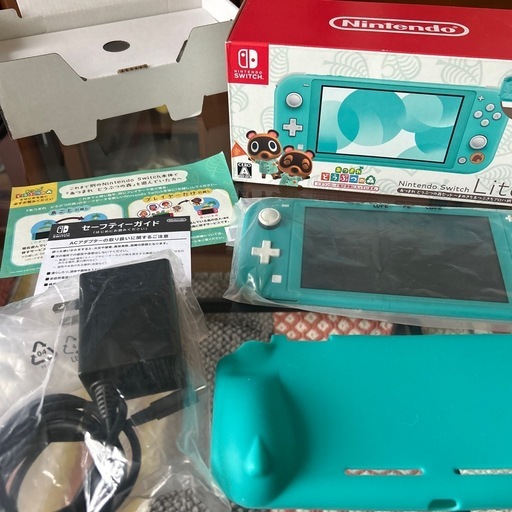 Nintendo Switch Lite あつまれどうぶつのもり森