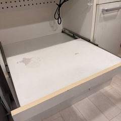 食器棚の画像