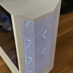 Ryzen 5 5600X / RX 6600 XT自作ゲーミングPC 白PC の画像