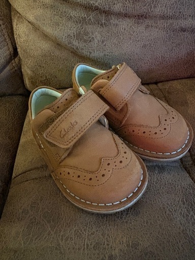 【美品/12.5cm】Clarks ベビーシューズ 子供靴 キャメル 革靴