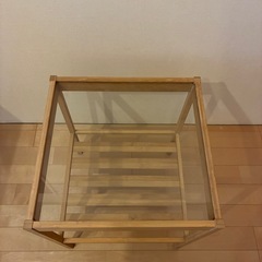 【11/10まで】IKEA (イケア) NESNA ベッドサイドテーブルの画像
