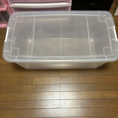 衣装ケースの画像