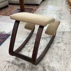 中古品　剥がれ有り　ストッケ　バリエール　バランスチェア　バリアブル　公田店の画像