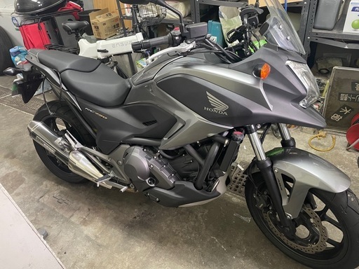 ホンダNC 750x DCT ６４５７キロ　車検一年半残り　タイヤ前後新品