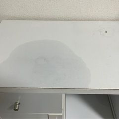 木製の白い棚※目立つ油汚れありの画像