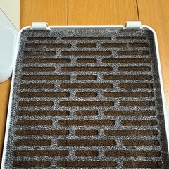 アイリスオーヤマ　人感センサー付きセラミックファンヒーター　JCH-D083T-Wの画像