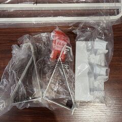 新品 tower 浴室扉タオル掛け上 バスタオルハンガー タワー ホワイトの画像
