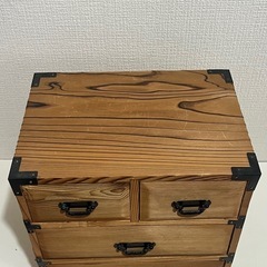 【レトロ/和モダン】時代箪笥風 卓上ミニチェスト 高さ30cm 渋い木目が魅力 木目の和風小引き出し/ミニ箪笥の画像