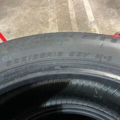 【新車外し！】クロストレックのオールシーズンタイヤ4本　225/55R18の画像
