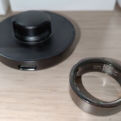 OURA Ring/オーラリング スマートリング Heritage Black US11(23号相当) 充電器/USBケーブル/箱付の画像