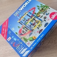 ボーネルンド　SIKU WORLD パーキング　駐車場の画像