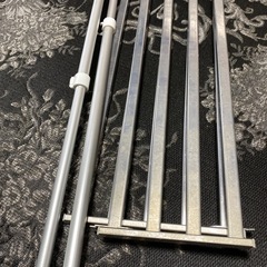 突っ張り棚の画像