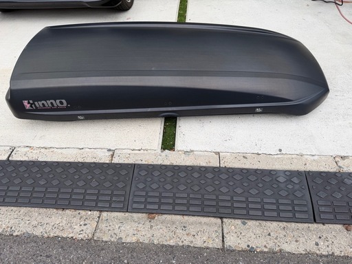 INNO イノー　ルーフボックス　TERZO キャリア