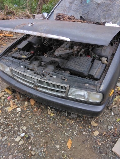 パーツ取りに！セドリックY32！！