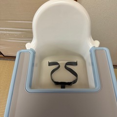ベビーハイチェア　IKEAの画像