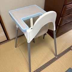 ベビーハイチェア　IKEAの画像