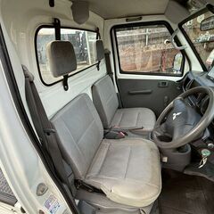 三菱 ミニキャブトラック660VX-SE 4WD パワステ エアコン ポータブルナビ TVの画像