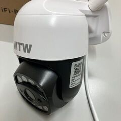 防犯カメラ　Wi－Fi接続　屋外も可能　箱及び付属品全て有りの画像