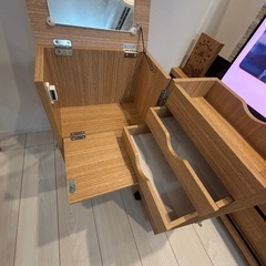 コスメワゴン
の画像